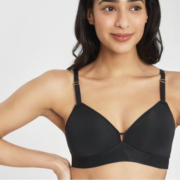 NWT Lively Spacer Jet Black Bra 36D - Picture 1 of 11